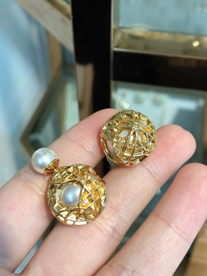 Christian Dior Earrings